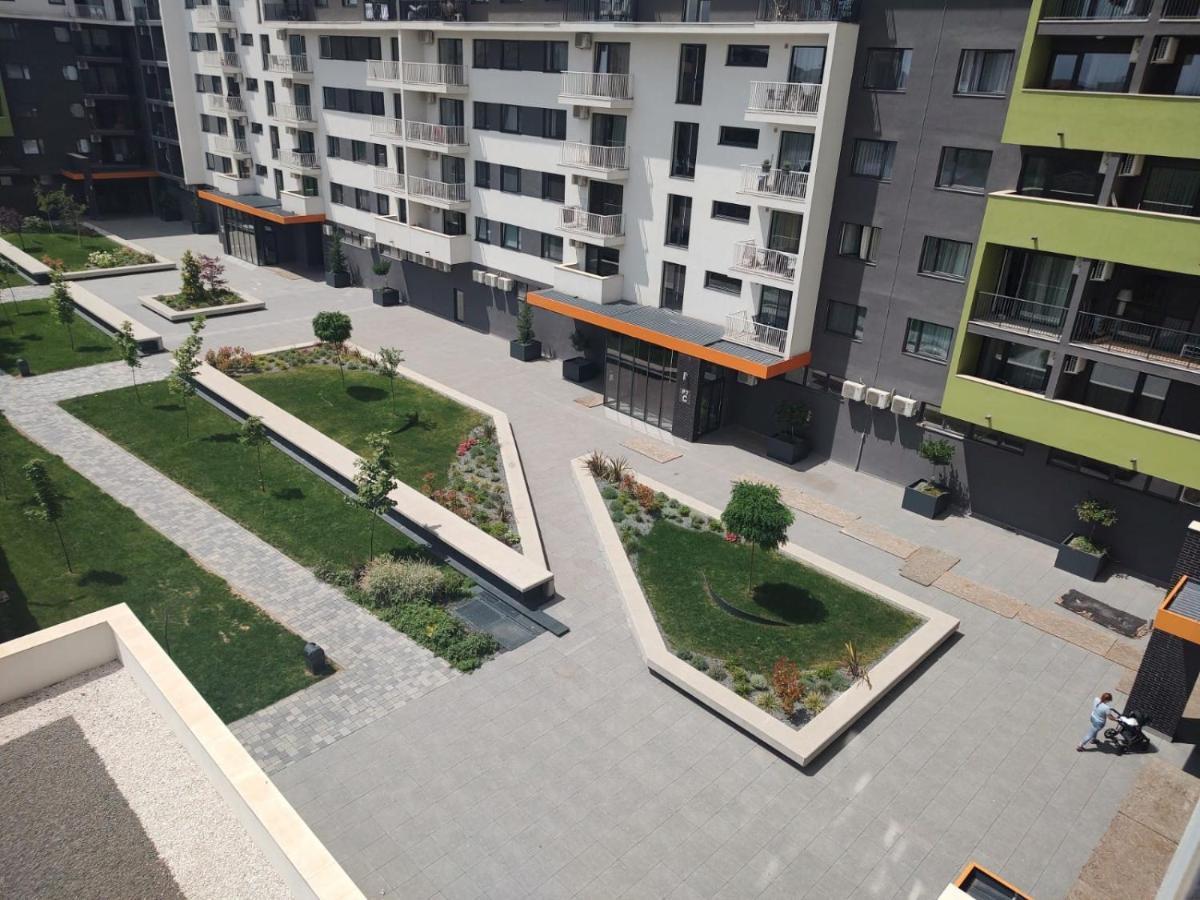 Silvia Resident Apartment Oradea Exterior photo